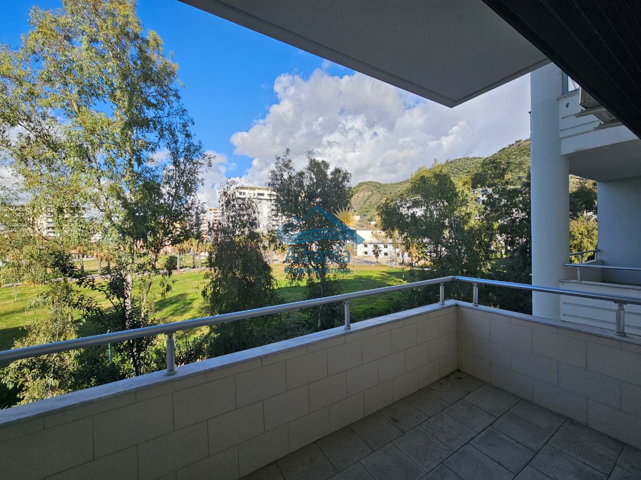 Leilighet ved stranden til salgs i Vlore, Albania